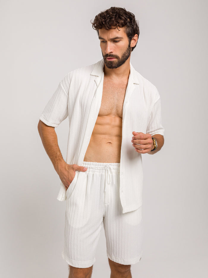 ZESTAW CANNES BIAŁY– KOSZULA Z KRÓTKIM RĘKAWEM + SPODENKI | SAUVAGE PARIS