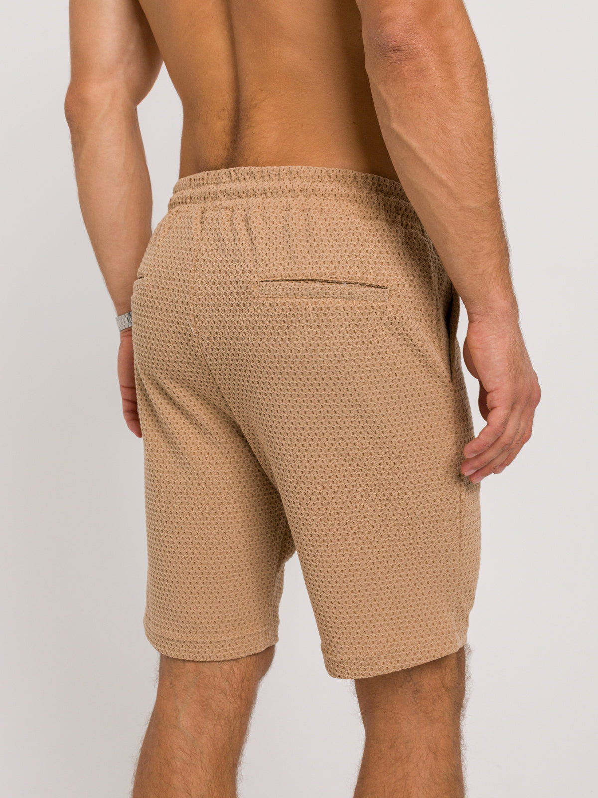 ZESTAW COMO BEŻOWY – KOSZULA Z KRÓTKIM RĘKAWEM + SPODENKI | SAUVAGE PARIS