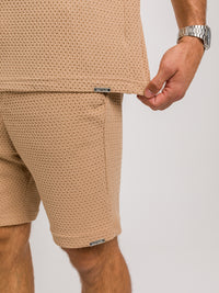 ZESTAW COMO BEŻOWY – KOSZULA Z KRÓTKIM RĘKAWEM + SPODENKI | SAUVAGE PARIS