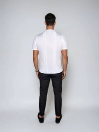 KOSZULKA DOPASOWANA PERFORMANCE BIAŁA