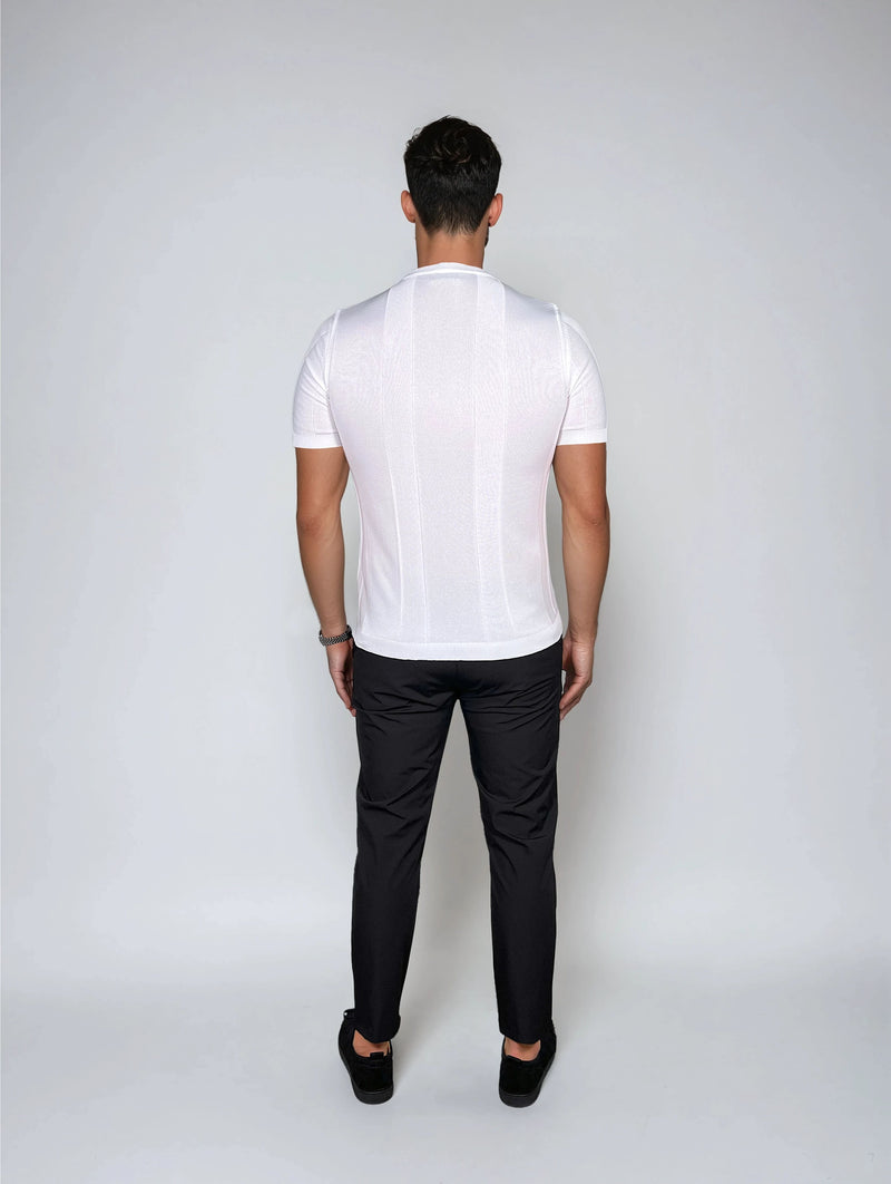 KOSZULKA DOPASOWANA PERFORMANCE BIAŁA